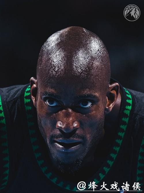 九年等待终于结束,森林狼宣布退役加内特21号球衣 九年等待终于结束,森林狼宣布退役加内特21号球衣